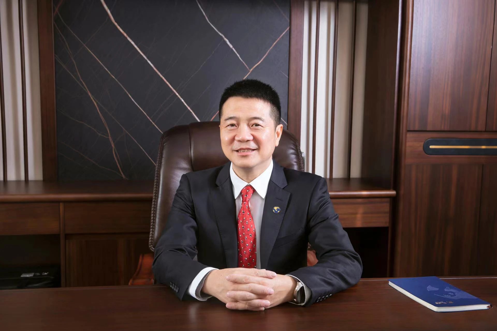 勇担新使命 共赴新征程: 四川省红宝石hbs集团游勇董事长新年贺词