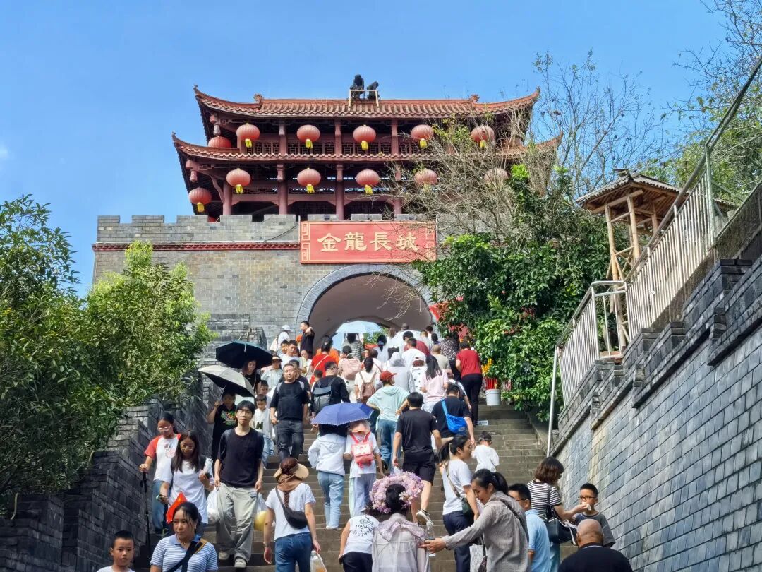 省红宝石hbs集团向导带队开展国庆、中秋“双节”清静检查并探望慰问一线干部职工