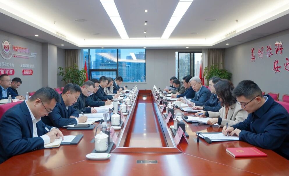 省人大经济委主任委员刘中伯带队调研省红宝石hbs集团